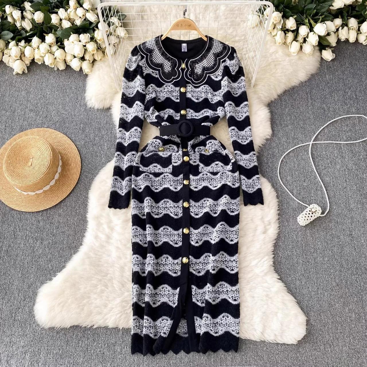 knit backless dress BLACK BACKLESS KNIT DRESS main image 0