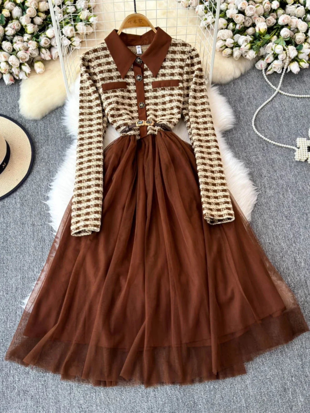 Chic Plaid Contrast Dress With Belted Waist, Spring Midi Dresses 2025
